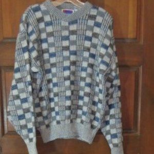 SWEATER GRAPHIX Knit Squares Large